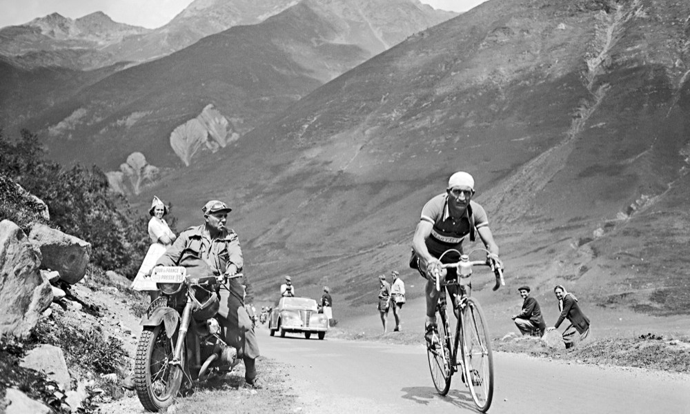 antifascisti biciclette